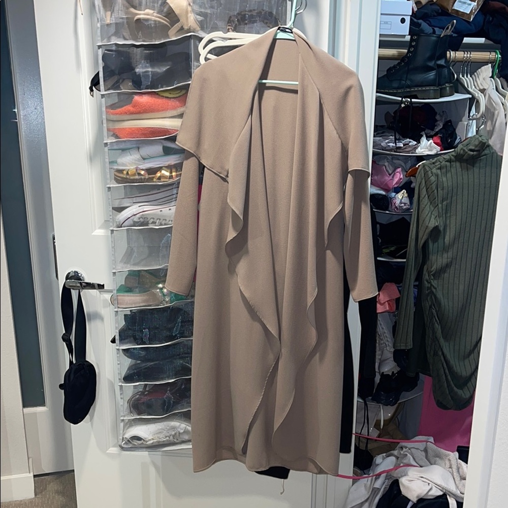 Elegant Tan Women's long very light jacket